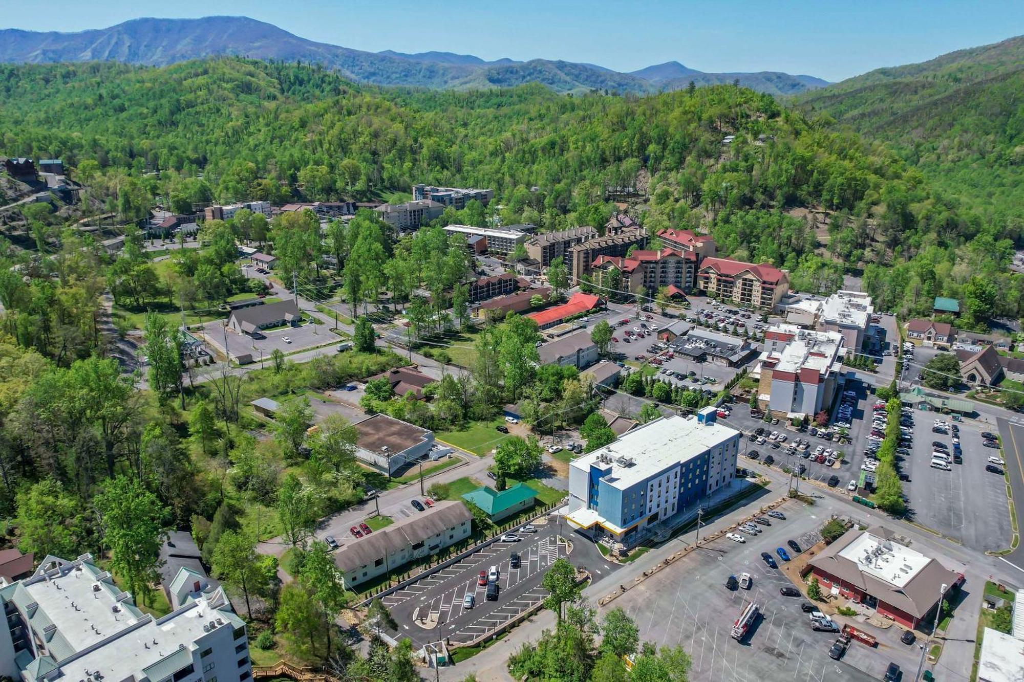 Comfort Suites Gatlinburg Downtown-Convention Center Exteriör bild
